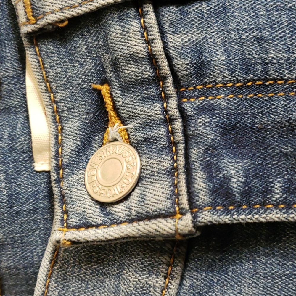 levis classic boot - Picture 2 of 5
